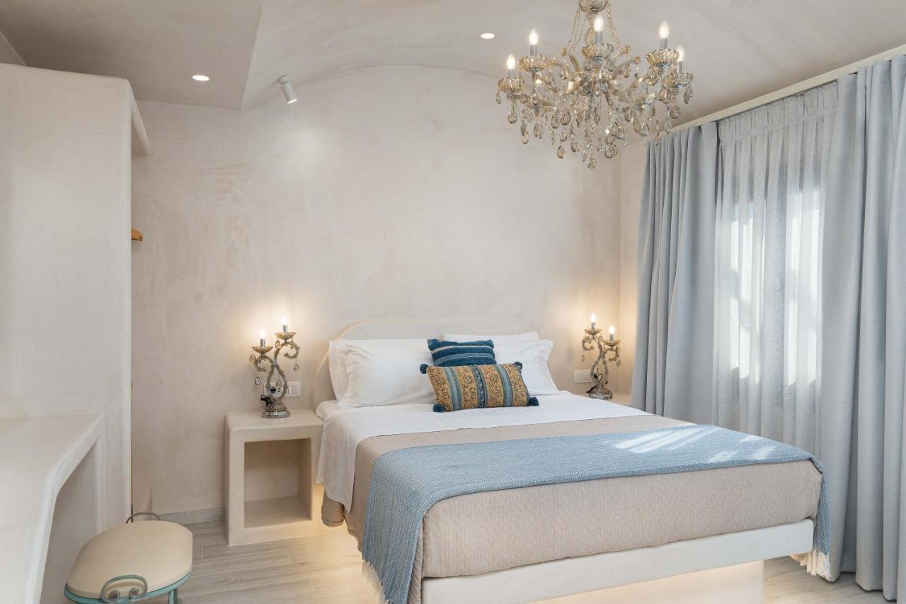 Thousand Stars Suites&Rooms คามารี ภายนอก รูปภาพ