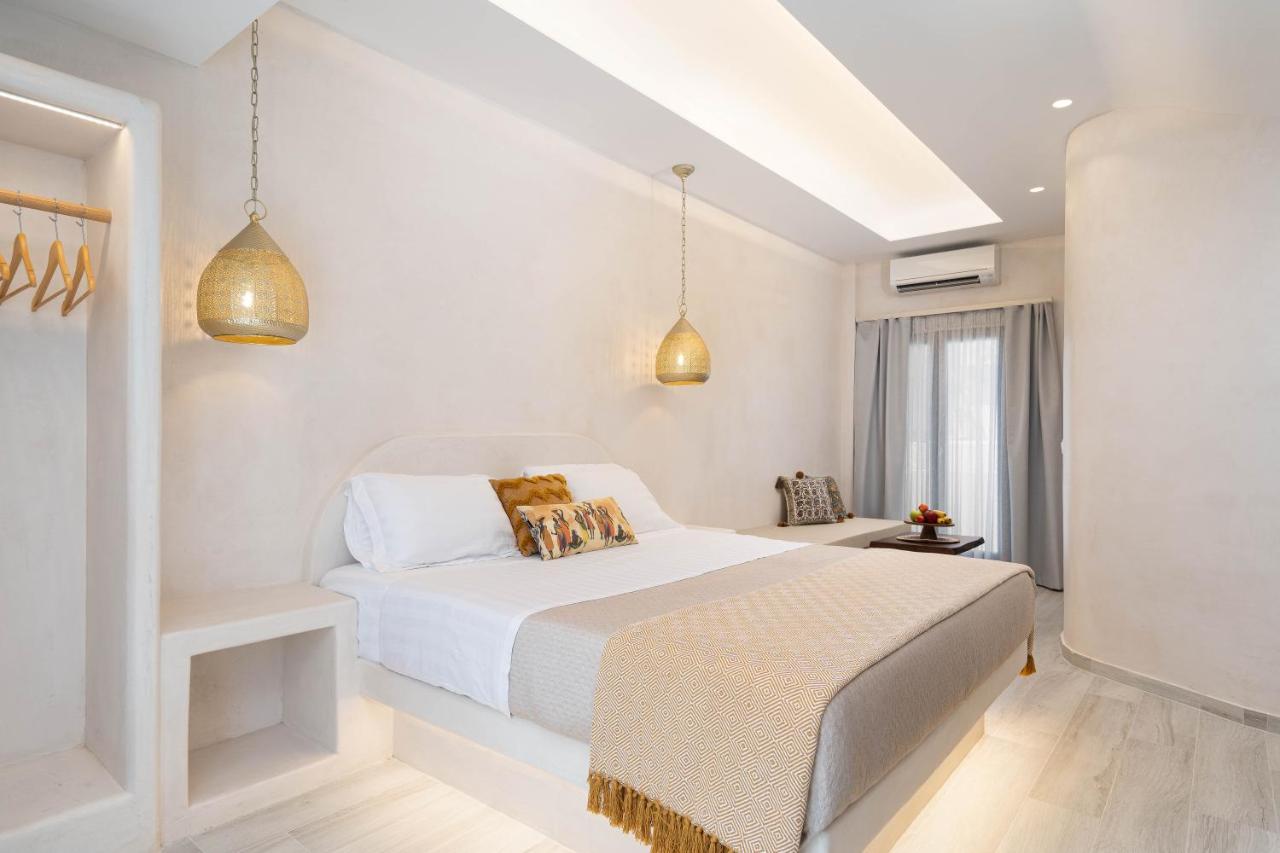 Thousand Stars Suites&Rooms คามารี ภายนอก รูปภาพ